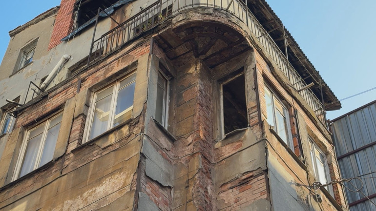 Beyoğlunda dehşet: Komşusunu öldürüp kötü koku geliyor diye polise ihbar etti