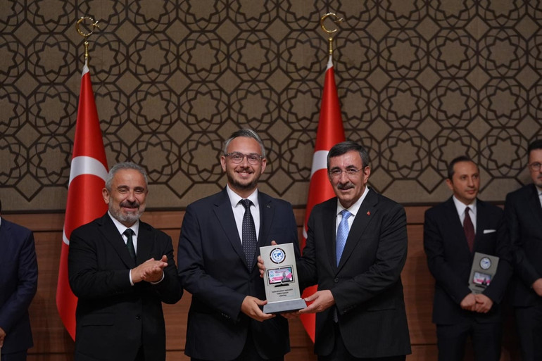 Anadolu Medya Ödülleri’nde Demirören Medya’ya 3 ödül
