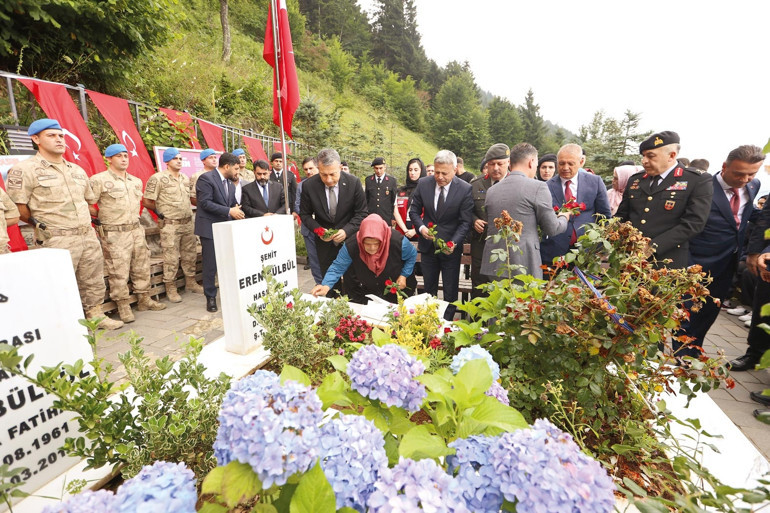 Eren’in annesi: İnşallah terör biter