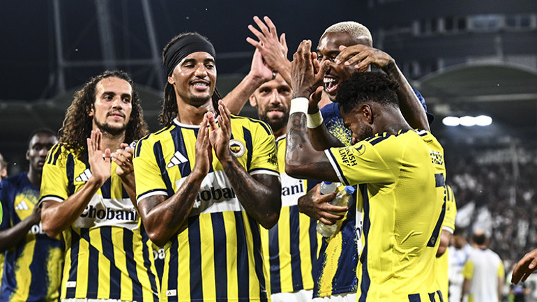 Lyon Teknik Direktörü Paulo Fonsecadan Fenerbahçe açıklaması