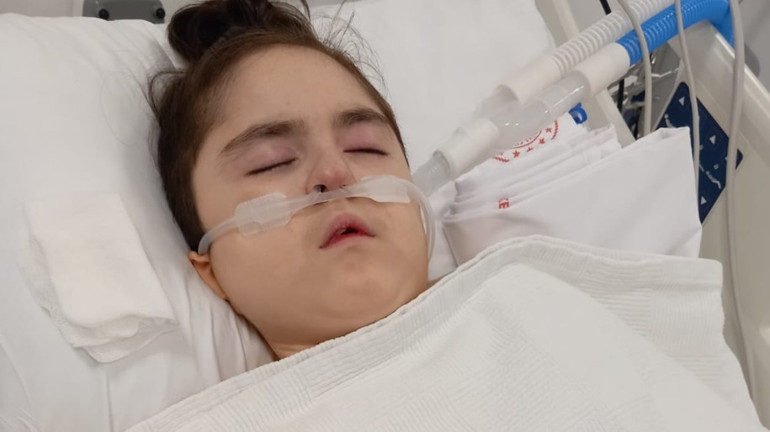 Ankaradaki iğne davasında karar: Yüzde 98 engelli kalan Mervenin doktoruna hapis ve meslekten men cezası