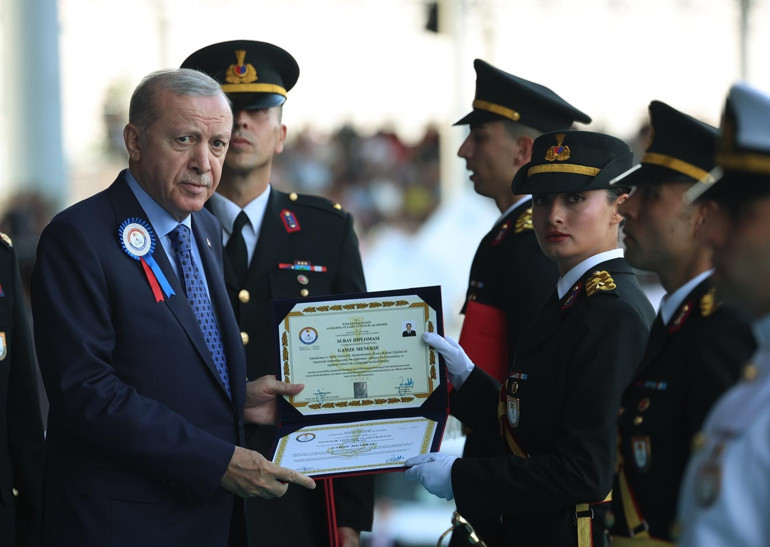 Cumhurbaşkanı Erdoğan: Terörsüz Türkiye ve terörsüz bölge vizyonumuzun menziline ulaştırılması hayati önemdedir