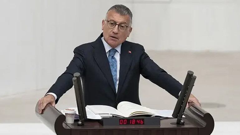 AK Parti 25. yılını kutluyor Bakanlar ve siyasilerden mesajlar