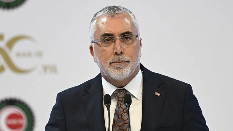 AK Parti 25. yılını kutluyor Bakanlar ve siyasilerden mesajlar