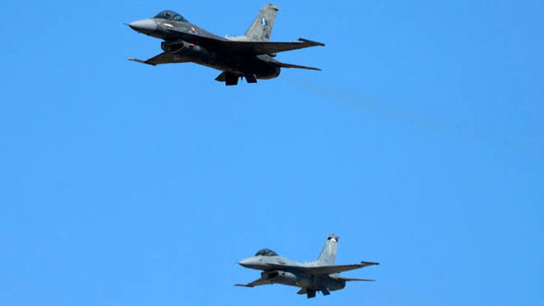 Letonyada İHA alarmı: NATO uçakları havalandı Müdahaleye Türk F-16ları da katıldı