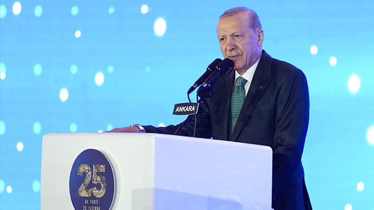 Cumhurbaşkanı Erdoğandan önemli açıklamalar