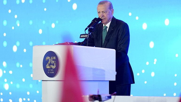 Cumhurbaşkanı Erdoğandan önemli açıklamalar