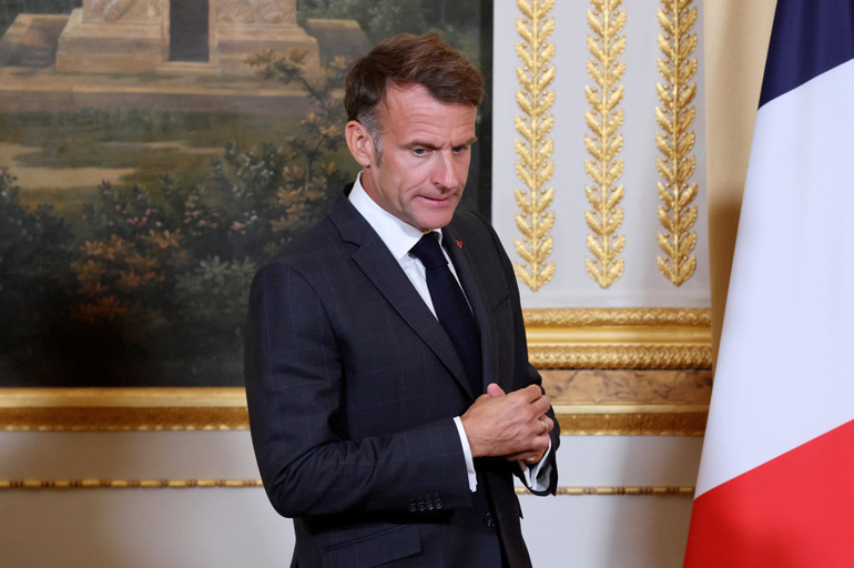 Macron paparazzilere yakalandı: Fransada infial yaratan görüntüler