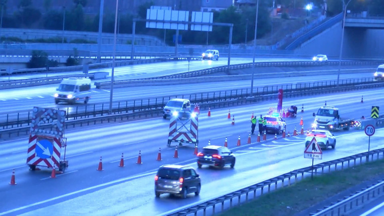 İstanbulda bazı yollar trafiğe kapatıldı... İşte detaylar