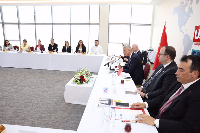 Sağlık Bakanı Memişoğlu: SMA hastalarının yurt dışındaki tedavi sonuçlarını bilimsel olarak çalışıyoruz