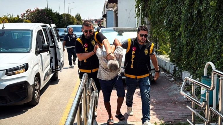 Adanada eski eşinin 8 bıçak darbesiyle ağır yaraladığı Ayşe Katırcı: Serbest kalırsa yarım bıraktığı işi tamamlar