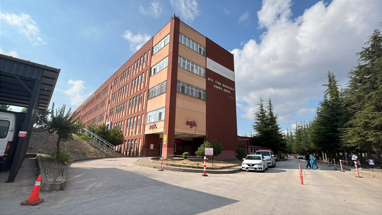 AK Parti Grup Başkanvekili Usta ve koruması kazada yaralandı