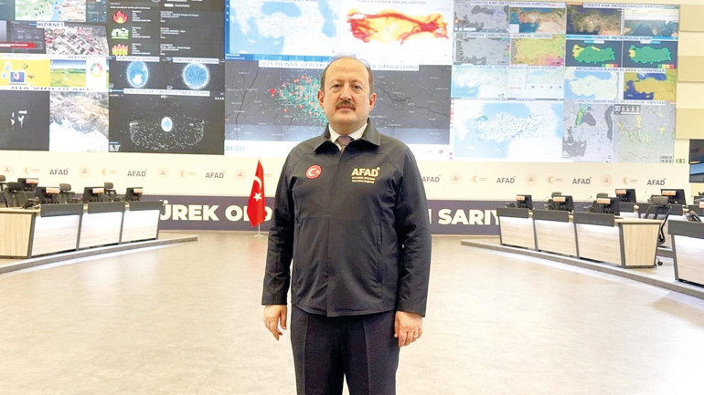 17 Ağustos’un 27. yılı... 03.02’de zaman durdu