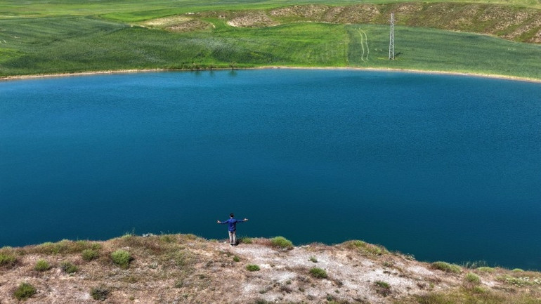 Sivasın saklı cennetleri Ağgöl, Karagöl ve Canovaya ziyaretçi akını