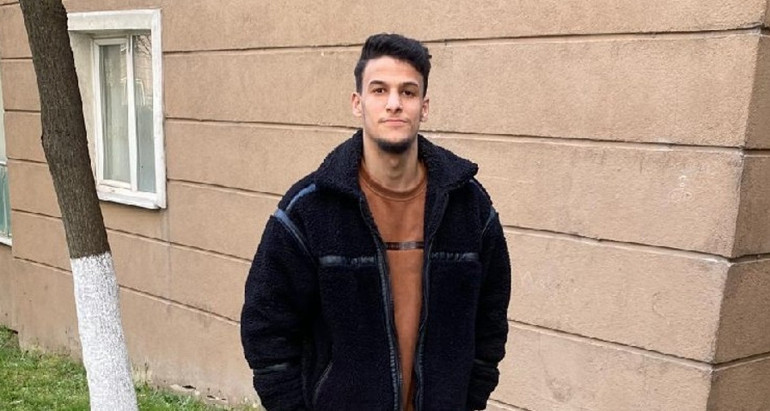 Hastane önünde 2 gün baygın yattığı iddiası