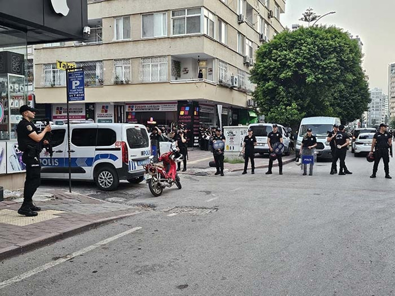 Furkan Vakfına yönelik operasyon: Alparslan Kuytul, eşi ve çok sayıda kişi gözaltında | 5 şirkete kayyım atandı