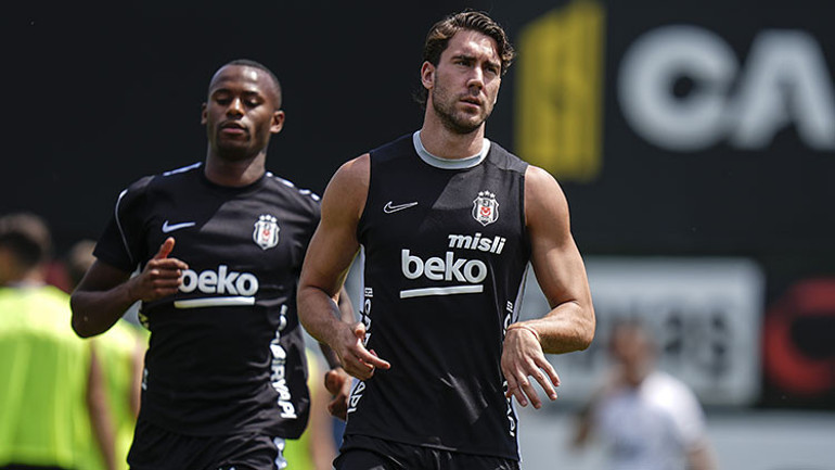 Vincenzo Italiano’dan transfer açıklaması ve Vlahovic müjdesi ‘Kadroda olacak’