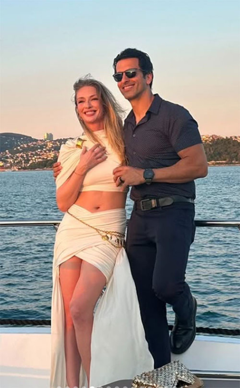 Biri Londrada biri Adanada doğdu... Aşk, kalplerini ve ellerini aynı çatı altında buluşturdu