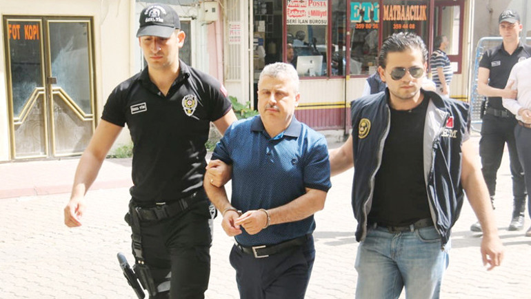 Kuytul’a gözaltı