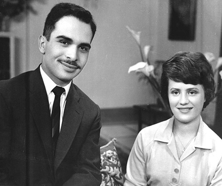 Tüp bebek değil aile geleneği... Dünyaya sürpriz oldu... Onlar gülüp geçti
