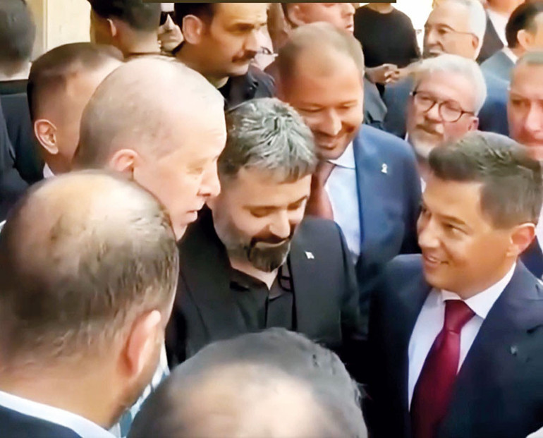 Barrack bizim düşmanımız mı