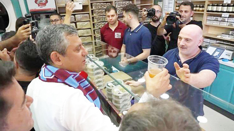 Barrack bizim düşmanımız mı