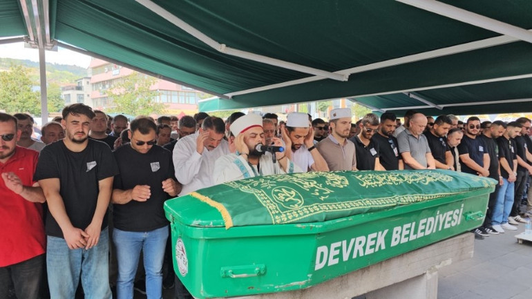 Genç kameramana acı veda