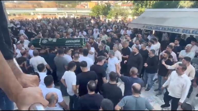 İstanbulda kafeye düzenlenen silahlı baskında ölü sayısı 2ye yükseldi