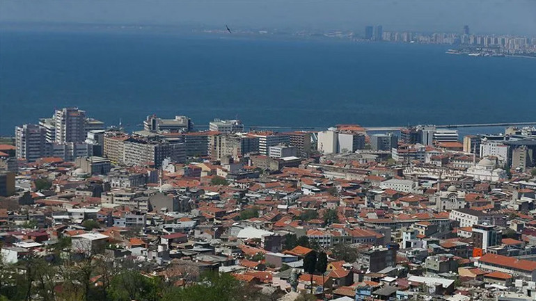 13 gözaltı