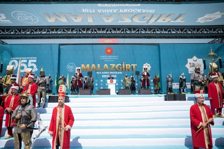 Bölgemizde tarih yeniden yazılıyor, Türkiye yön veriyor