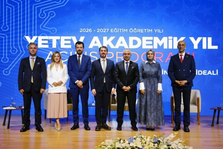 YETEV yeni akademik yıla başladı: Yapay zeka çağında ‘kadim değerler’ vurgusu