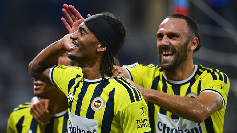 Fenerbahçe, Galatasarayı solladı