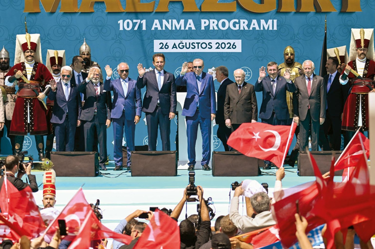  Türkiye tarihe yön veriyor