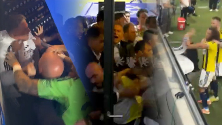 Fenerbahçenin Lyonu devirdiği maçın bitiş düdüğüyle saha karıştı Guendouziye saldırdılar