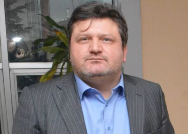 Beşiktaşta eski bakan Mehmet Ali Yılmazın oğlu evinin bahçesinde vuruldu