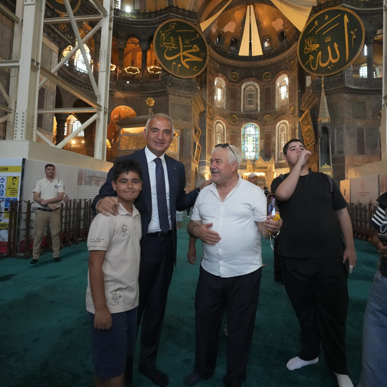 Ayasofya’da dev restorasyonda 3 etap tamam