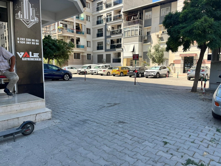  Köpeğini korumak isterken parmağından oldu