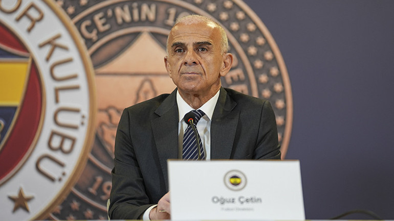 Fenerbahçe, yeni transferi Oppong için imza töreni düzenledi
