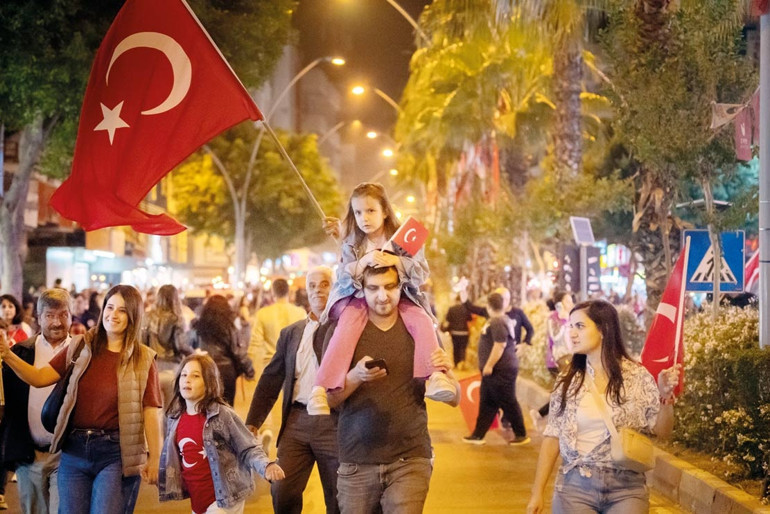 Büyük destanın 104. gurur yılı… 30 gemiyle 30 limana zafer turu