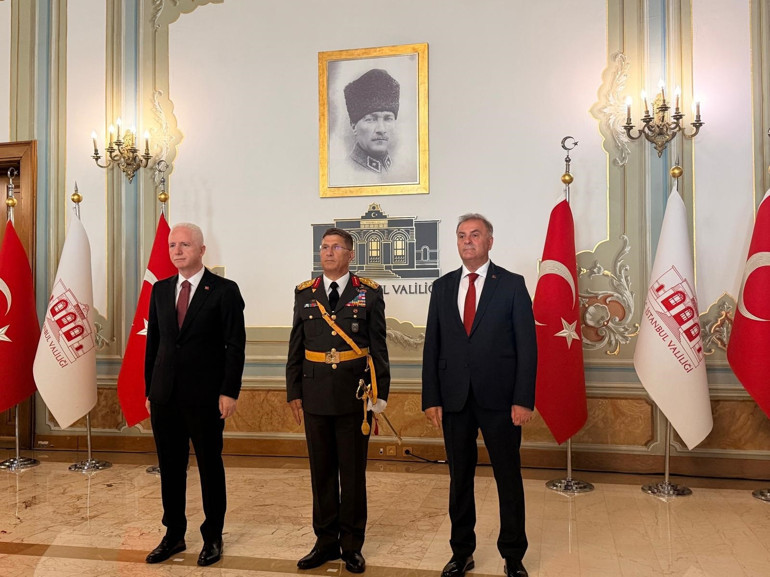  Vali Gül, Orgeneral Ersay ve Başkan Vekili Aslan tebrikleri kabul etti