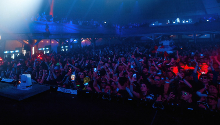 Techno festivalinde silahlı saldırı: 1 ölü, 5 yaralı Saldırgan aranıyor