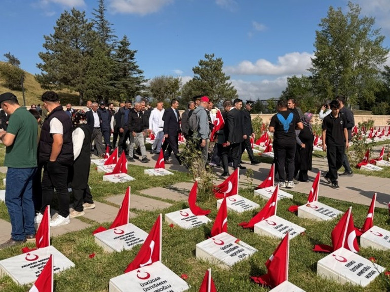  Büyük Zaferin 104üncü yılı törenlerle kutlandı