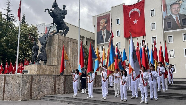  Büyük Zaferin 104üncü yılı törenlerle kutlandı