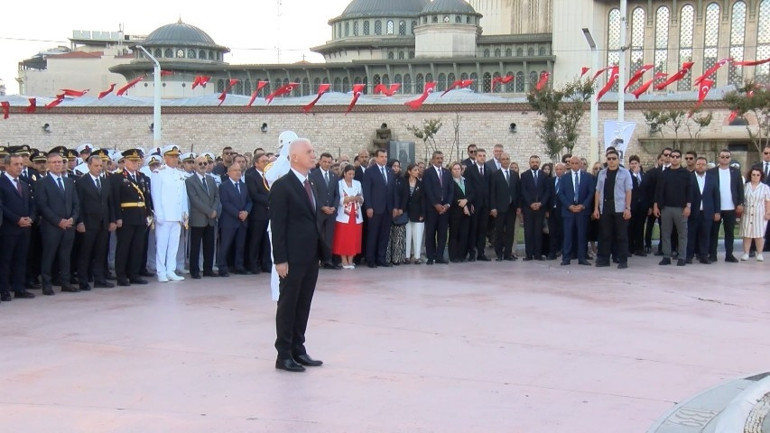  Büyük Zaferin 104üncü yılı törenlerle kutlandı
