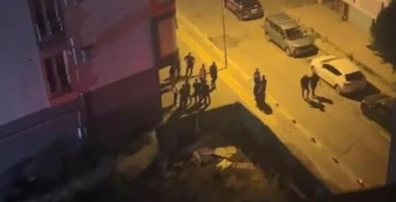 Bahçelievlerde hırsızlık için girdikleri boş binanın asansör boşluğunda 3 aylık ceset buldular