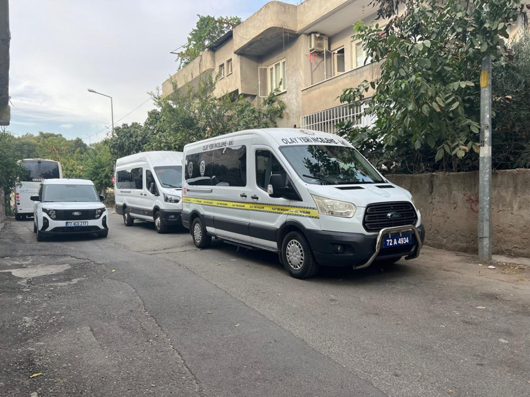Batmanda annesini bıçaklayıp öldürdükten sonra avludaki çöp konteynerine atan şüpheli tutuklandı