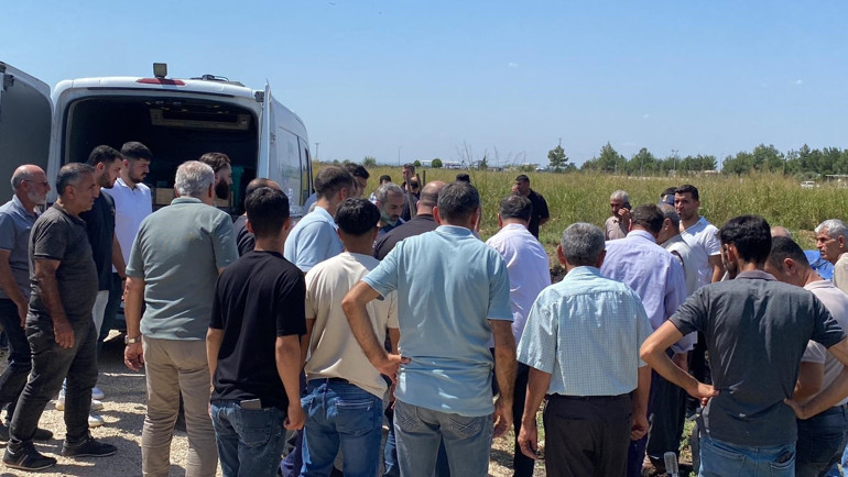 3 çocuk annesi Asya’ya son veda Eski eşi sokak ortasında katletmişti