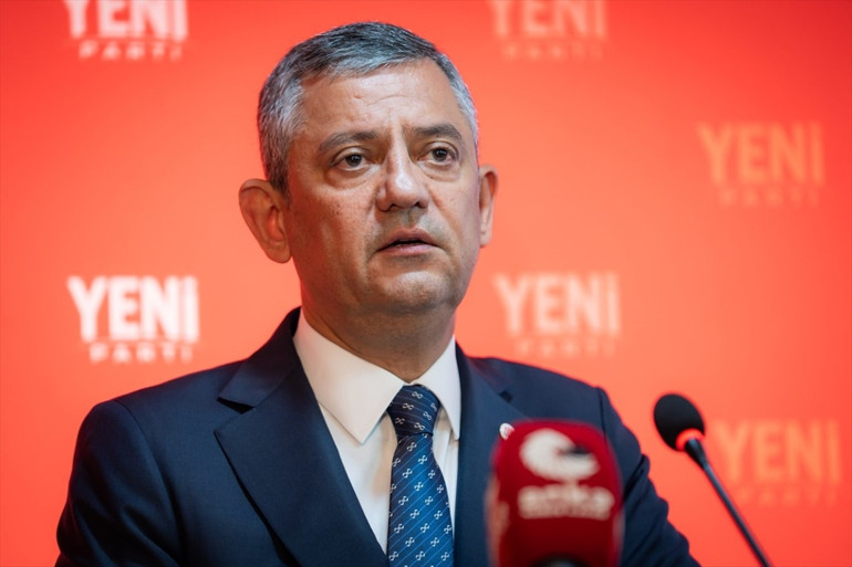 Özgür Özel, Yeni Partinin üye sayısını açıkladı
