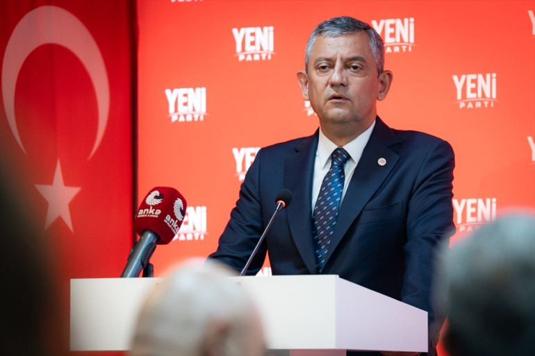 Özgür Özel, Yeni Partinin üye sayısını açıkladı