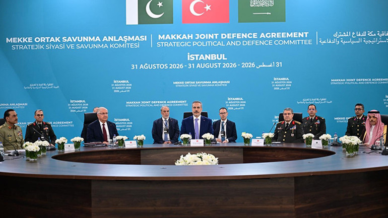Yunanistan ve İsrailde panik yarattı... Haritalar baştan çiziliyor